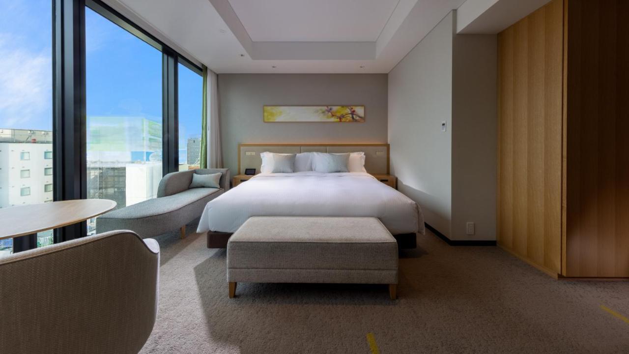 פוקואוקה Miyako Hotel Hakata מראה חיצוני תמונה A bedroom at the hotel