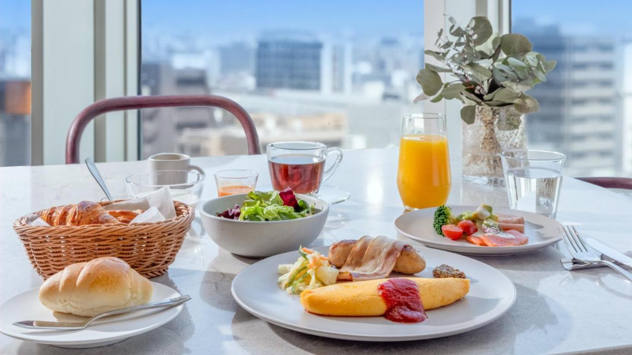 פוקואוקה Miyako Hotel Hakata מראה חיצוני תמונה Breakfast at the hotel